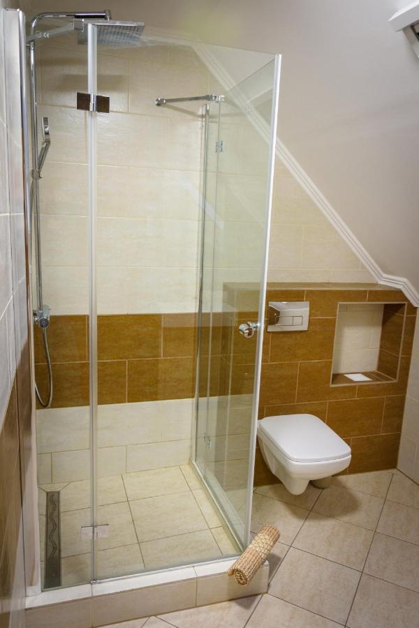 Tulipan Vendeghaz Hotel Orvenyes Bagian luar foto