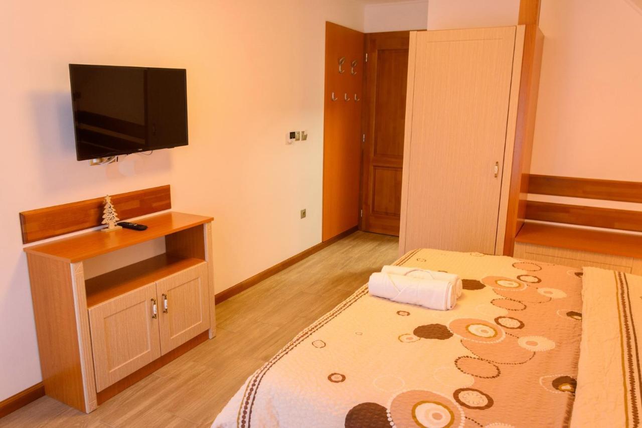 Tulipan Vendeghaz Hotel Orvenyes Bagian luar foto