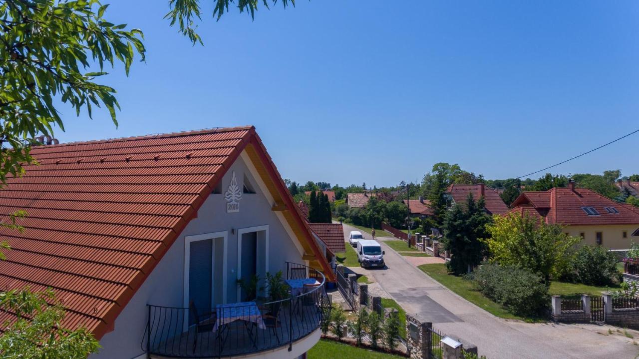 Tulipan Vendeghaz Hotel Orvenyes Bagian luar foto